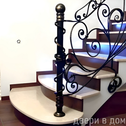 Перила для дома с красивыми столбами КП-0143