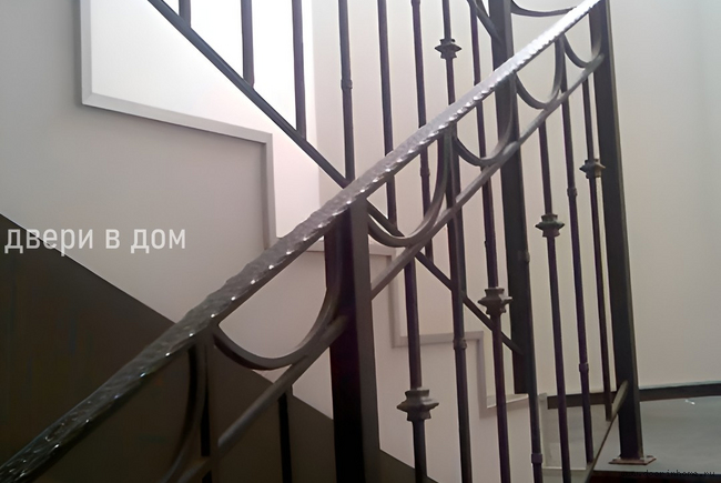 Перила сварные для маршевой лестницы СП-1060