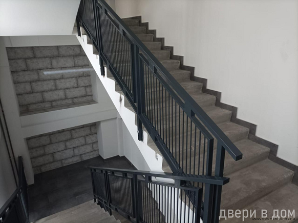 Сварные перила лестничные СП-1062